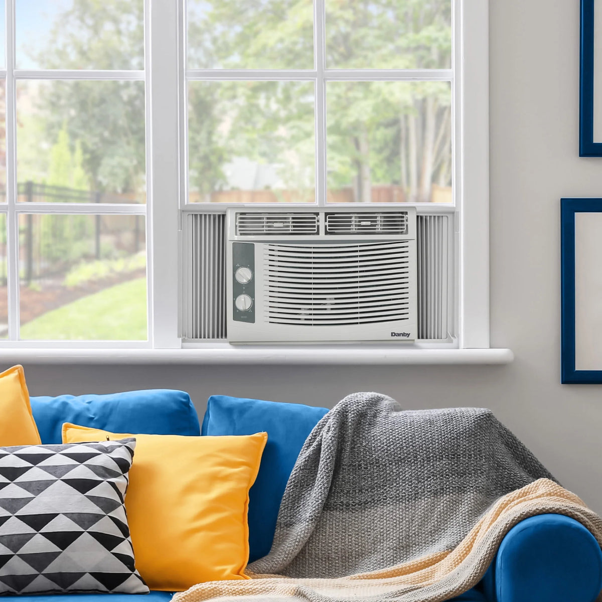 5,000 BTU White Window Air Conditioner Z15350
