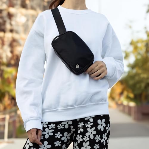 Black Belt Bag G709847