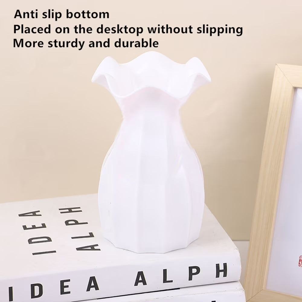 White vase B81083