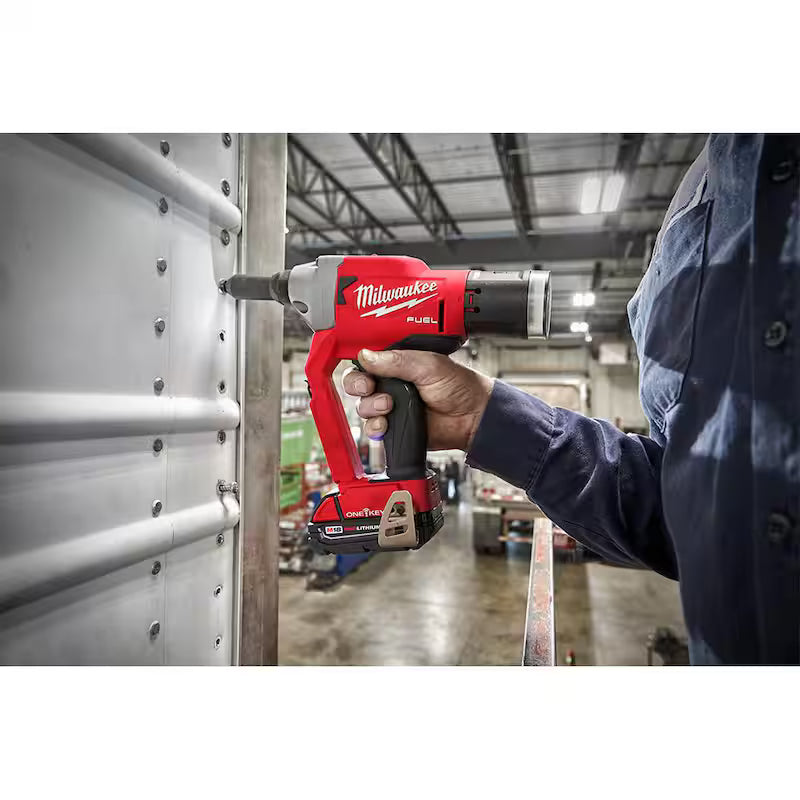18-Volt Lithium-Ion Cordless Rivet Tool Y4015