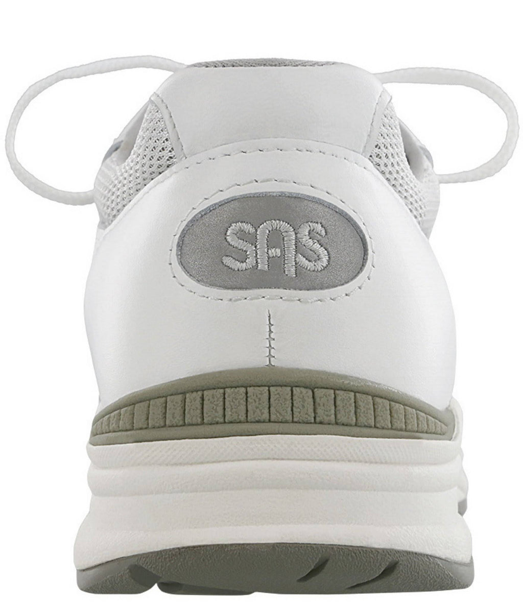 White 8.5 Narrow Mesh Shoes T7401