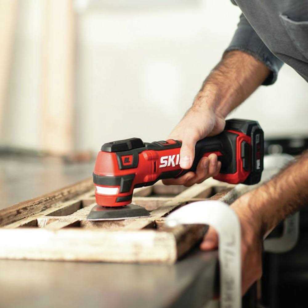 12V Brushless Cordless Oscillating Multi-Tool Kit M787246